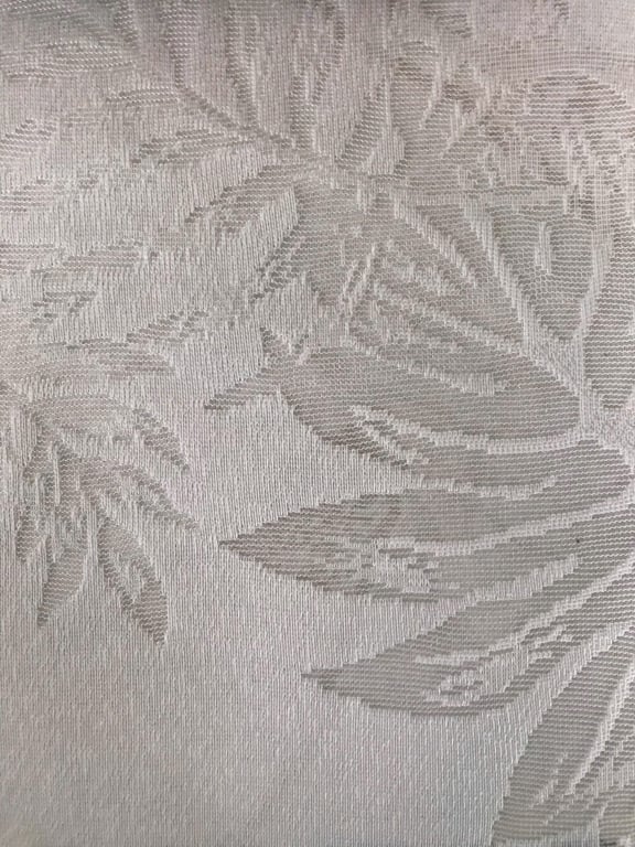 Voan (lá to trắng)